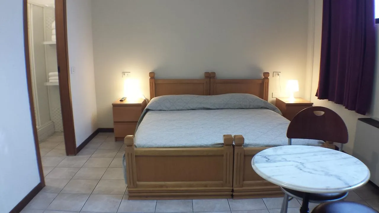 Hotel Firenze 2000 2*, Florence Italy