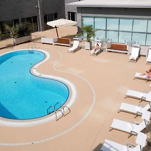 Novotel Milano Malpensa Aeroporto Кардано-аль-Кампо