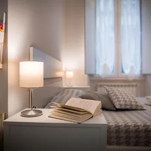 Novella White Florenz