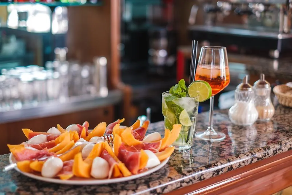 Hotel Firenze 2000 Италия